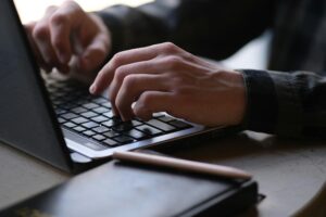 How to make money from freelancer as beginner in 2025